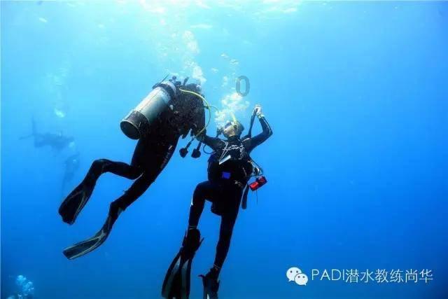 “南溪书院”公益书法课堂成立